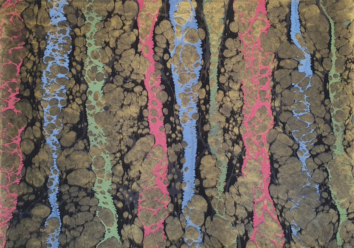 Ebru-Papier mit Gold, Schwarz und bunten Streifen – handgemalt, Unikat