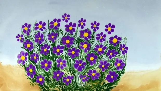 Marmorier-Ahlen (Metallstifte) zur Gestaltung von Blumenmotiven; Beispiel eines violetten Blütenmusters auf dem Wasser.