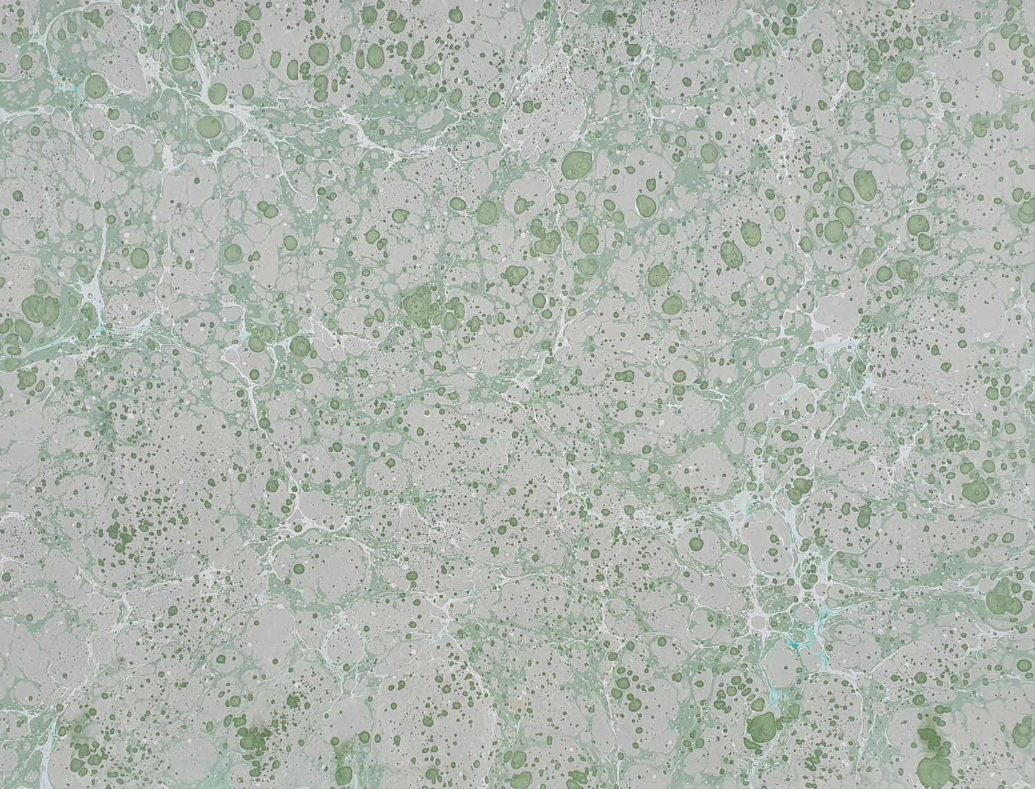 R022 – Handgemachtes Ebru-Marmorierpapier 50×70 cm – Unikat