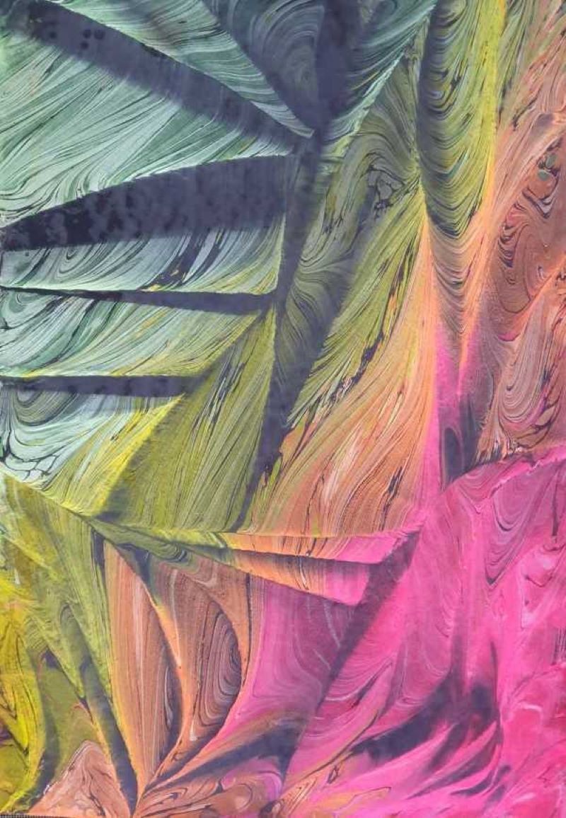 Fließende Muster auf Wasser – Einzigartige Ebru-Kunst.