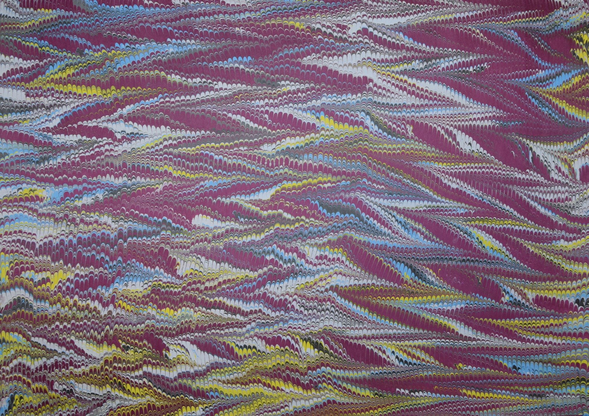 Papier marbré à la main - Marbrure au peigne