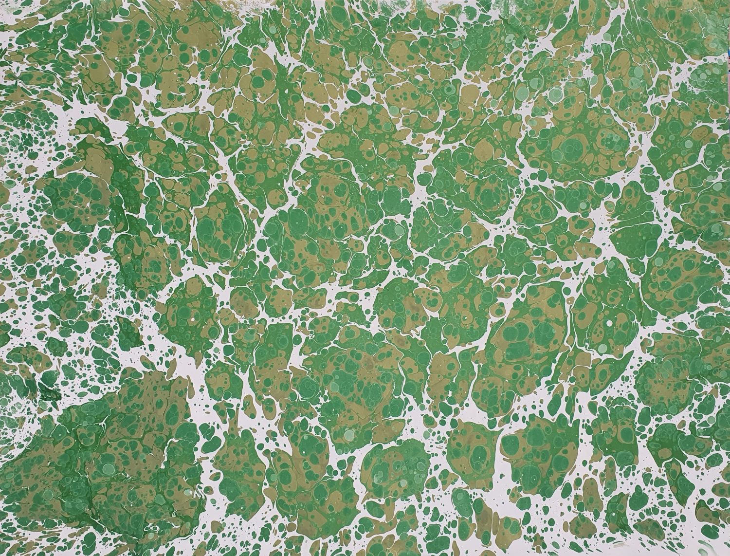 R018 – Handgemachtes Ebru-Marmorierpapier 50×70 cm – Unikat